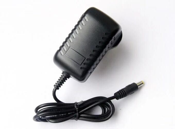 Adaptador de corriente CA DC 9v regulado por la UE 1A 2A 24w 2000ma 12v Fuente de alimentación PSU